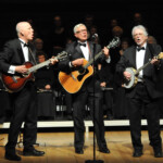 Singing KIngston Trios's "MTA" with Siskiyou Singers